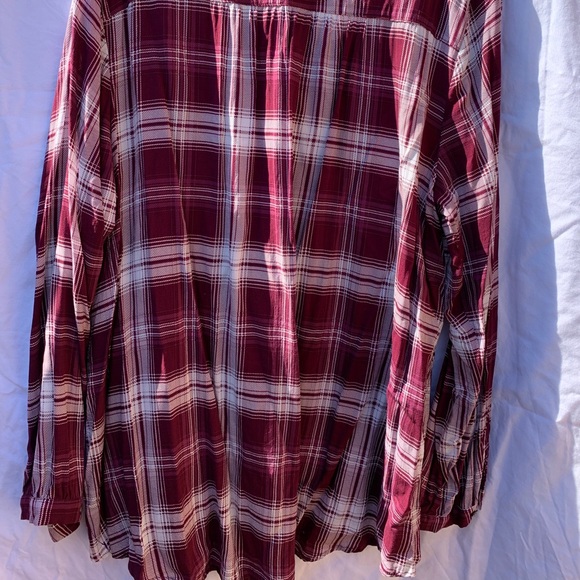 Torrid Plaid Challis Pintuck Blouse Long Sleeve Top
Burgundy - Picture 3 of 8